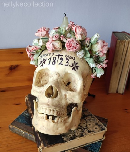 Life size human skull replica - skull,